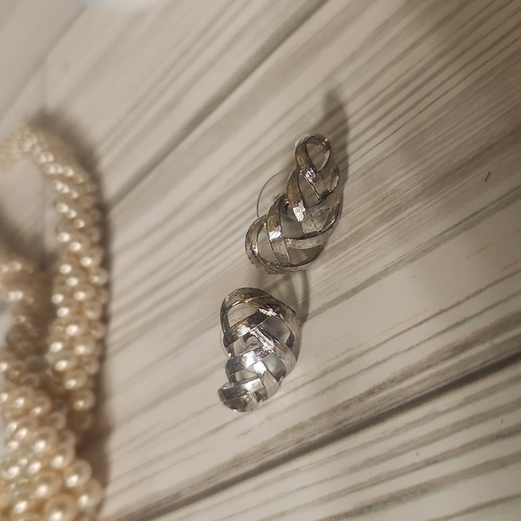 Vintage Earrings and Necklace - Picture 3 of 6